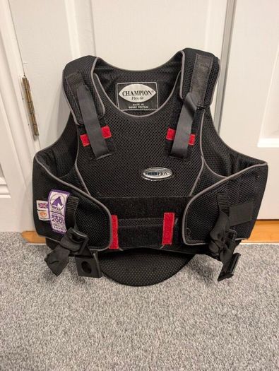 Horse riding protector