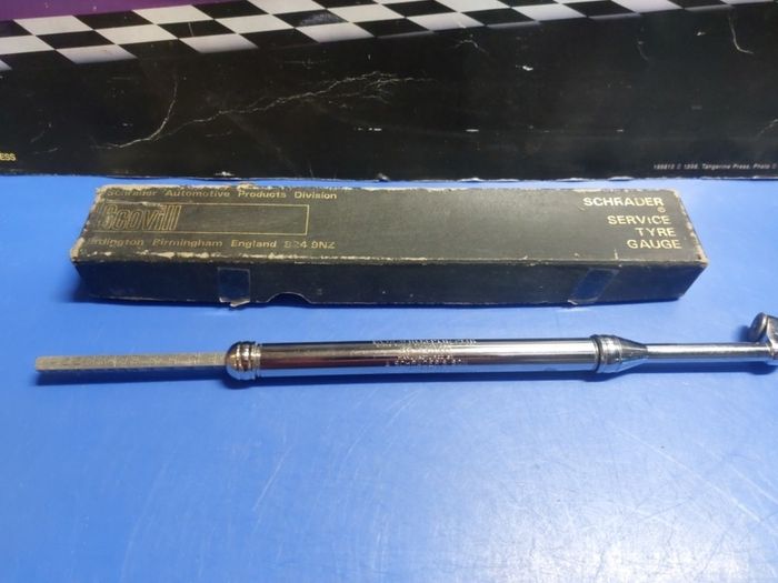 Schrader service tyre guage