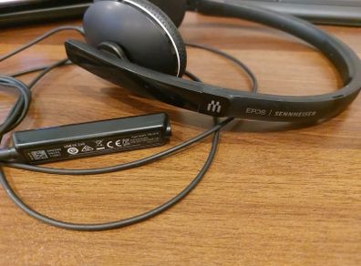 headphones Sennheiser Epos