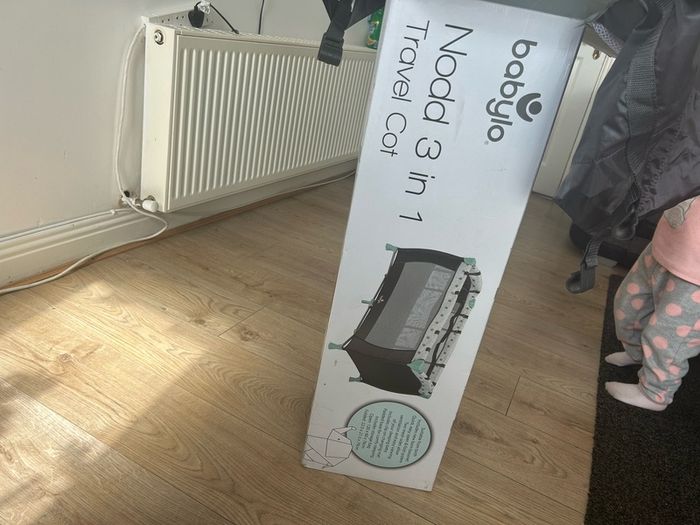 travel cot