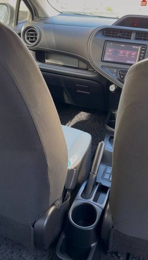 Toyota Aqua 2018  80,000 km  NCT 03/2028