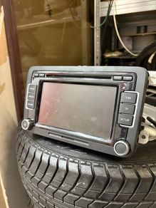 Volkswagen Touchscreen Radio