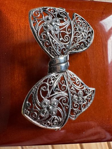Antique filigree silver Brooch