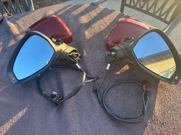 Audi A4 B9  mirrors