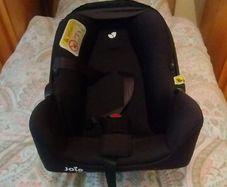 JOIE Car seat/baby carries (i-snug)