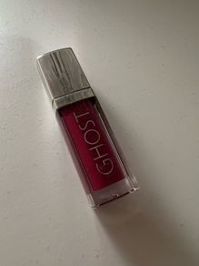 lip gloss