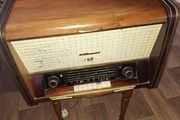 Large Antique Valve Radio and Record Player with Magic Eye, Beautiful Furniture, Collection Only. I got channels on the radio