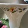 Anysley cottage garden vase Image 2