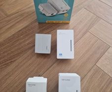 TP Link AV 600 and AV 200 WiFi extender