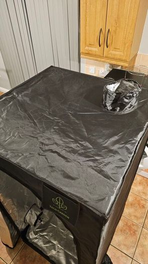 Mars Hydro TS-1000 Grow Light with Tech Garden 3x3 Grow Tent