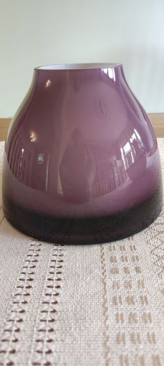 Glass vase