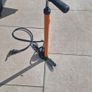 bicycle pump Image 3