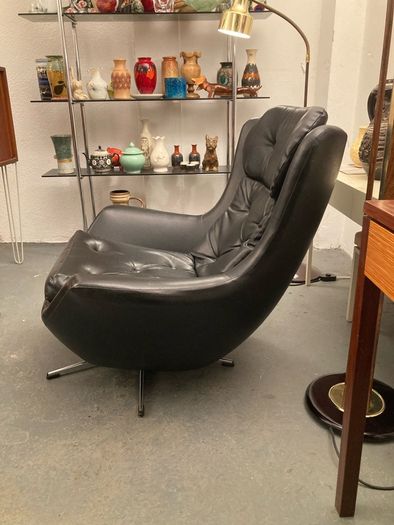 1960s Parker Knoll Egg Chair - Warehouse and Showroom Open  Saturday 10th October 12 til 4pm  Eircode R95T227