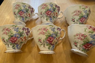 China Royal Albert Lavender Rose Tea Cups