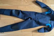 kids wetsuit