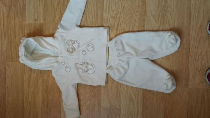 Neutral 0-3 months fleece baby set