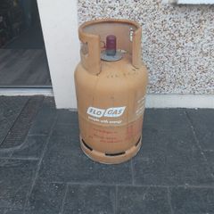 gas bottles  (full)
