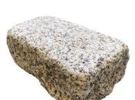 main image for ad Gold Granite Setts 200 x 100 (per m2)