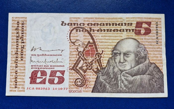Ireland 1977 Scotus 5 Pound Banknote