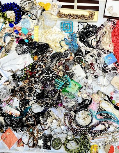 Large bundle of jewellery almost 12kg