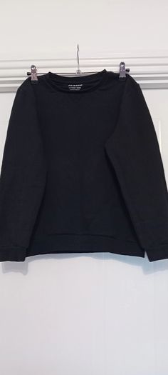 Boys Top&Tracksuit bottoms 8-10yrs