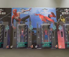 Hot Toys Spider-Man PS4 Armory Miniatures Set