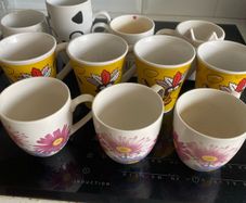 free tea /coffee mugs cups