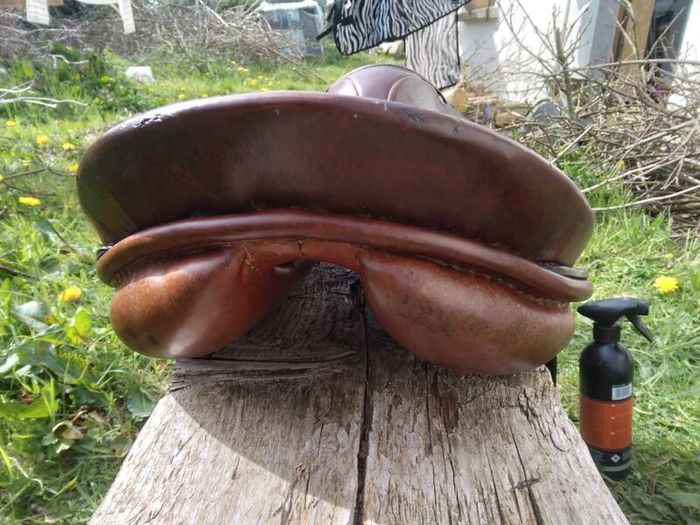 17" Stubben GP Saddle