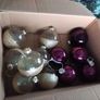 x1 Box of x12 Glass Baubles Image 5