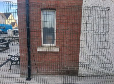 mesh fencing