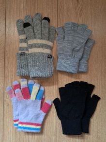 Women's Gloves X 4