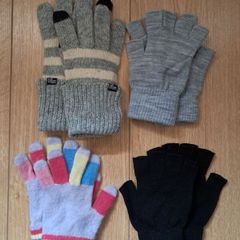 Women's Gloves X 4