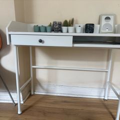White Desk