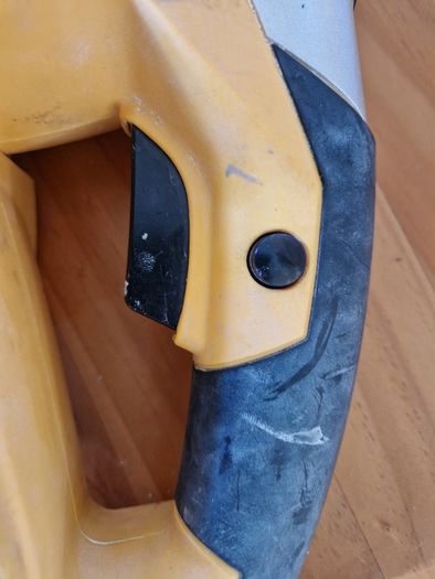 ROK Powertools Sander, Model WSSC200, in Hard Case, Excellent condition