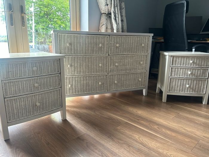 Chest of Drawers and matching lockers