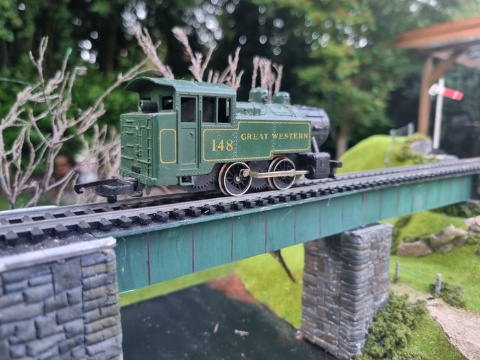 0-4-0 tank
