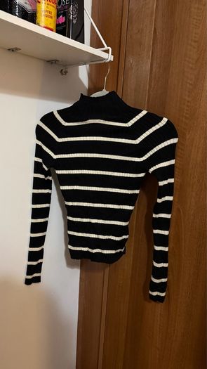 Stradivarius black & cream striped knit long sleeve