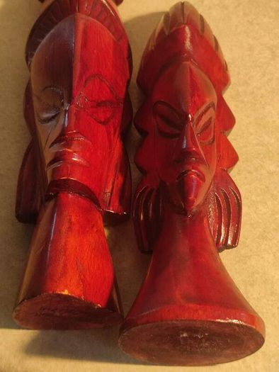 2x wooden sculptures, vintage hand carved wood busts of Fijian man and woman