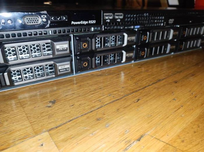 IT mode Perc 710 mini. True Nas . Unraid .  Dell H710 mini monolithic FW:P20 LSI 9207-8i IT Mode ZFS FreeNAS unRAID