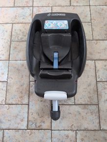 Maxi-Cosi Infant Seat base.