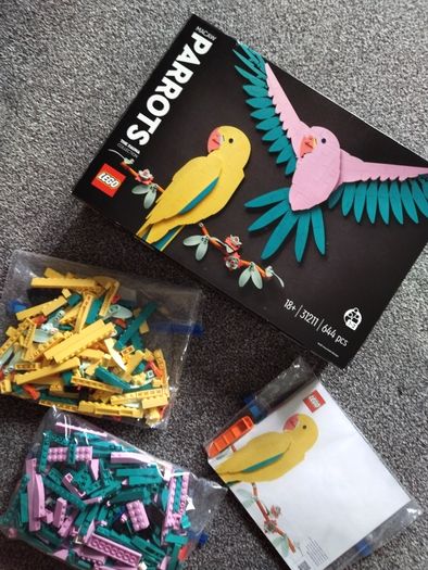 LEGO 31211 The Fauna Collection Macaw Parrots