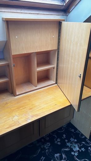 wardrobes , chest & full vanity