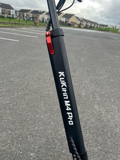 Kugo M4 PRO - Electric scooter