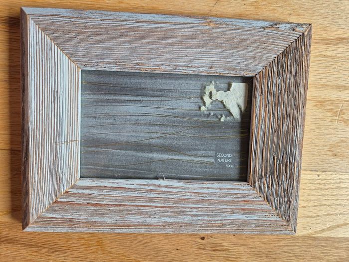 Wooden photo frame 4 x 6 inches