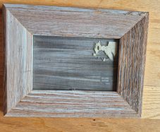 Wooden photo frame 4 x 6 inches