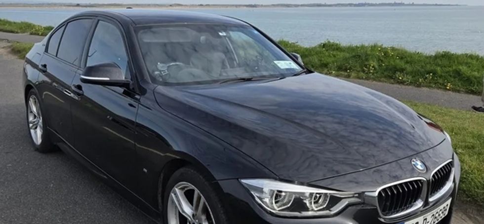 2017/2 BMW 330e M Sport Shadow Edition