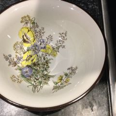 Arklow pottery bowl