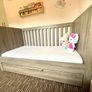 Franklin cot/daily bed + mattress Image 4