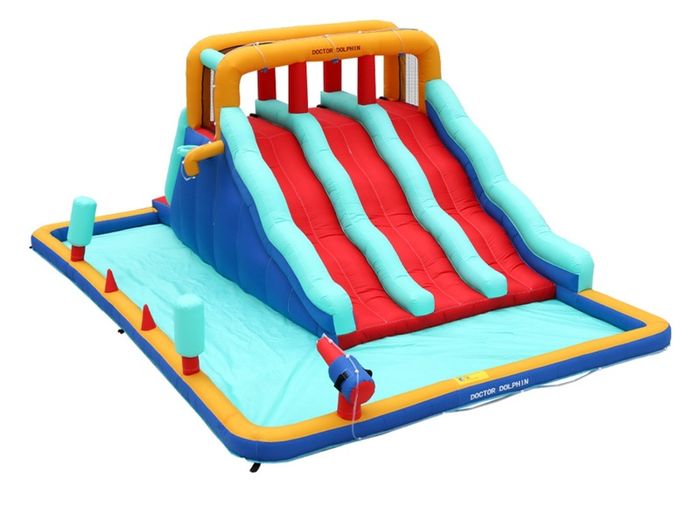 Bouncy castles, slides, sw/pool