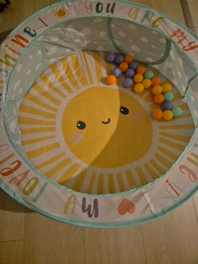 baby ball pit